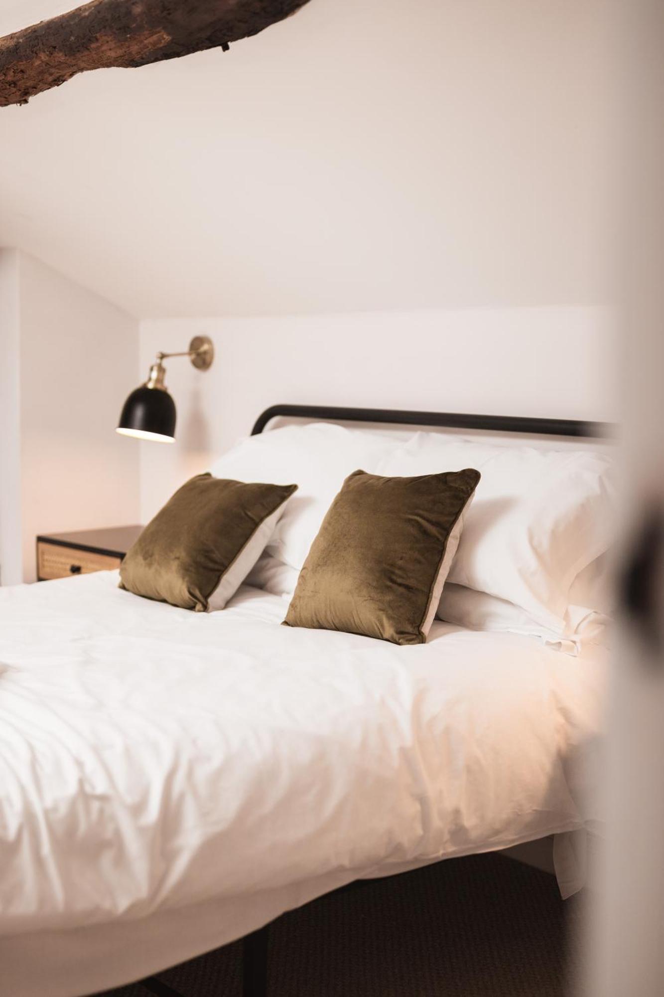 Bankers Room + Kitchenette Чапъл ан ле Фрит Екстериор снимка